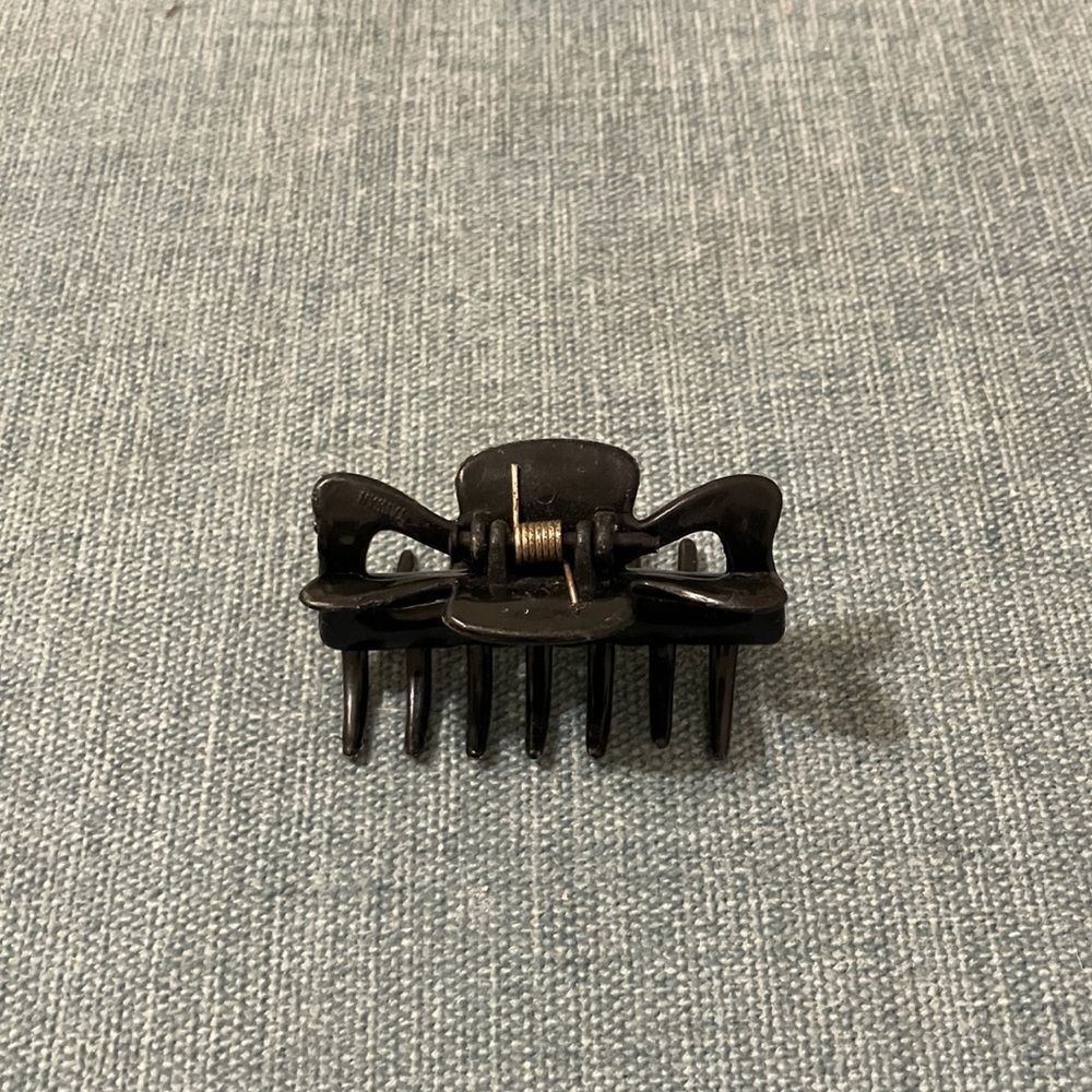 Black Hair Clip